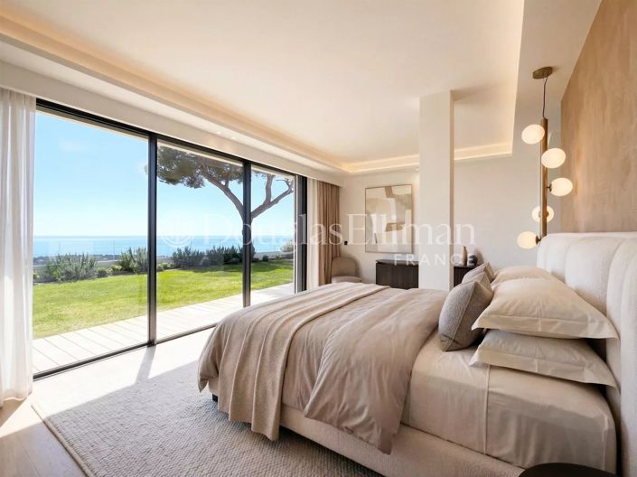 Image No.17-4 Bed House for sale
