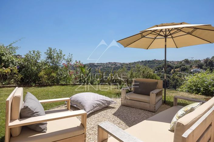 Image No.5-6 Bed House for sale