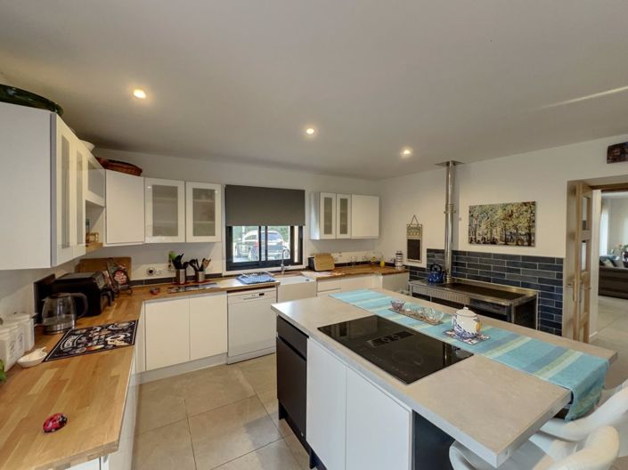 Image No.3-3 Bed House for sale