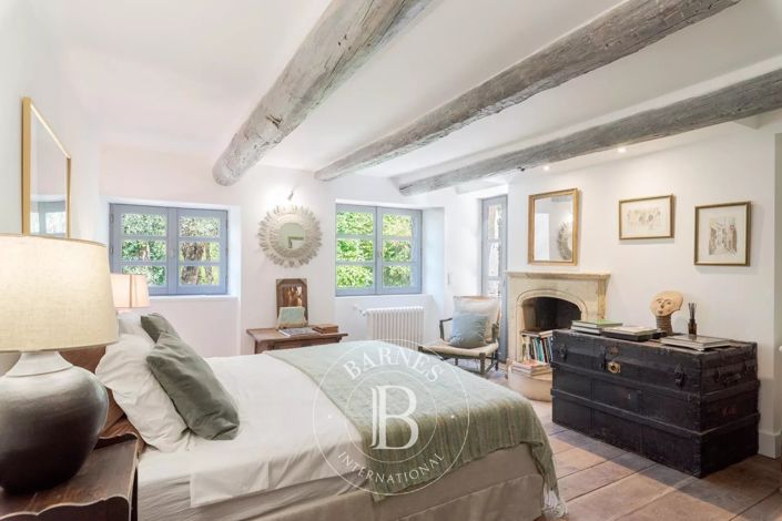 Image No.13-6 Bed House for sale