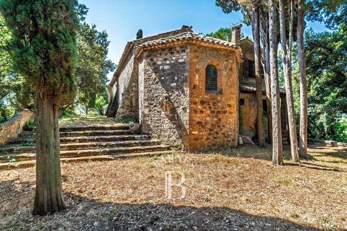 Image No.21-6 Bed House for sale