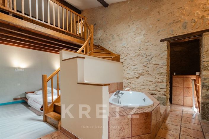 Image No.14-10 Bed House for sale
