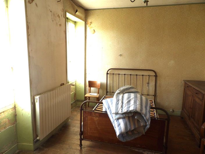 Image No.12-4 Bed House for sale