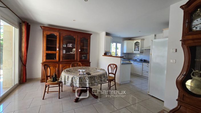 Image No.6-3 Bed House for sale