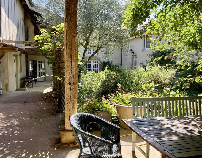 Image No.23-6 Bed House for sale