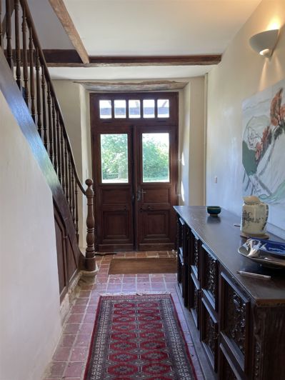 Image No.6-6 Bed House for sale