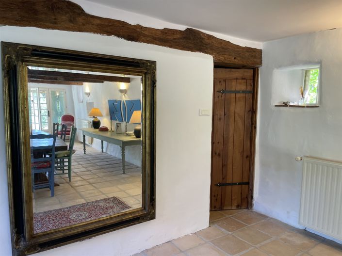 Image No.8-6 Bed House for sale