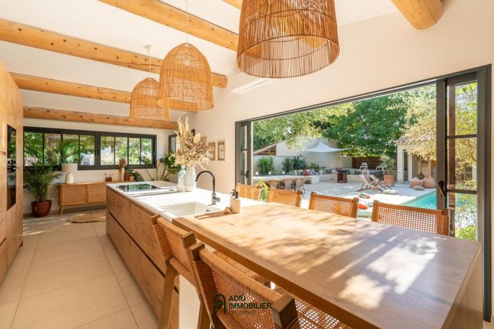 Image No.9-4 Bed House for sale