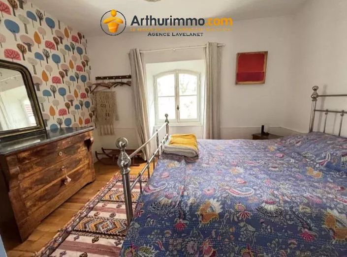 Image No.7-6 Bed House for sale