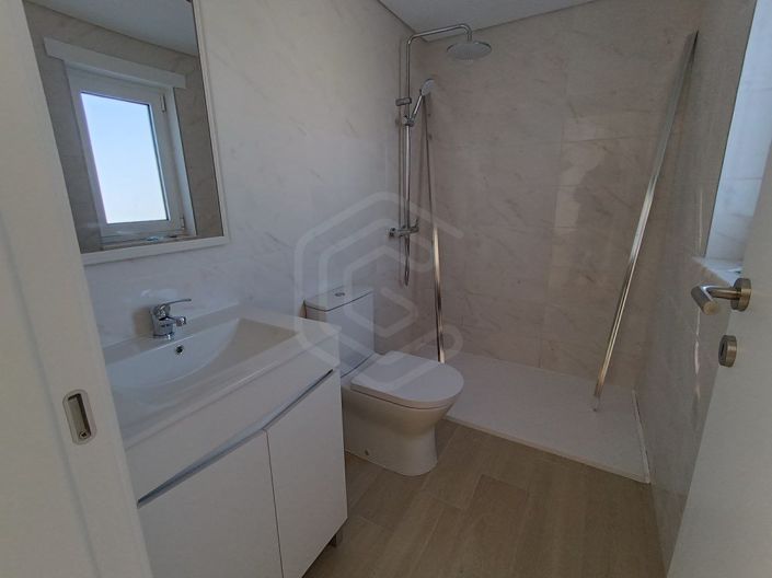 Image No.12-4 Bed Apartment for sale