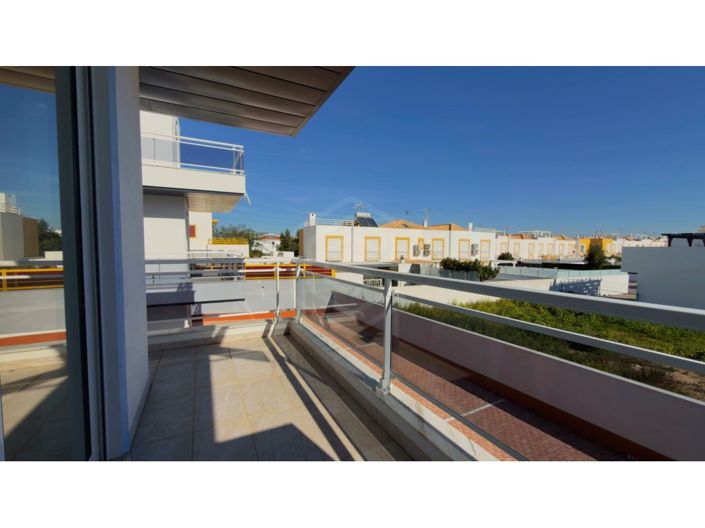 Image No.15-4 Bed Apartment for sale