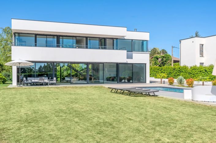 Image No.14-5 Bed House for sale