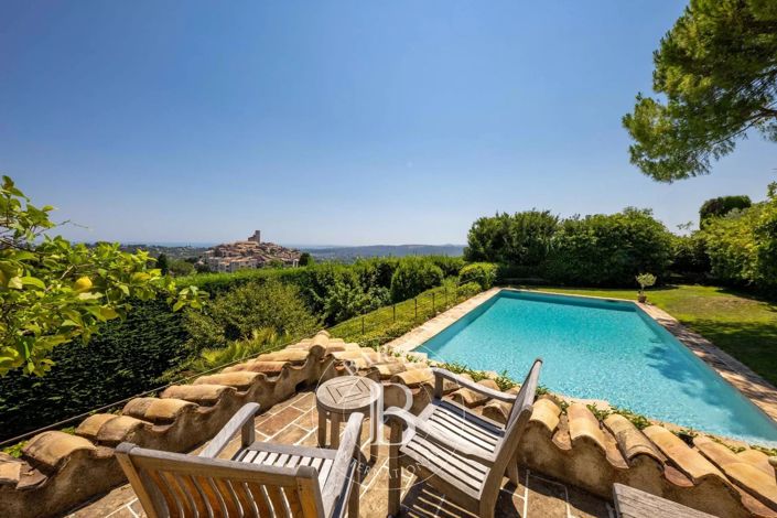Image No.4-5 Bed House for sale