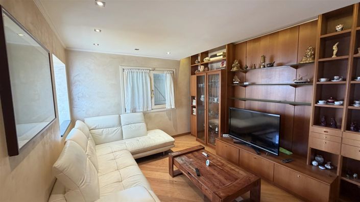 Image No.3-House for sale