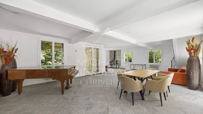 Image No.5-4 Bed House for sale