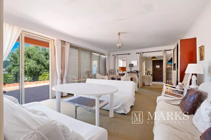 Image No.10-3 Bed Apartment for sale
