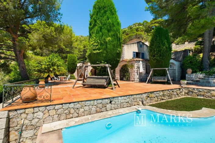 Image No.28-7 Bed House for sale