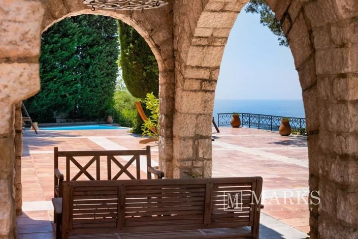 Image No.32-7 Bed House for sale