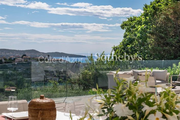 Image No.19-4 Bed House for sale