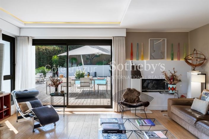 Image No.4-4 Bed House for sale