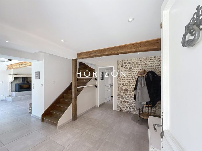 Image No.19-3 Bed House for sale