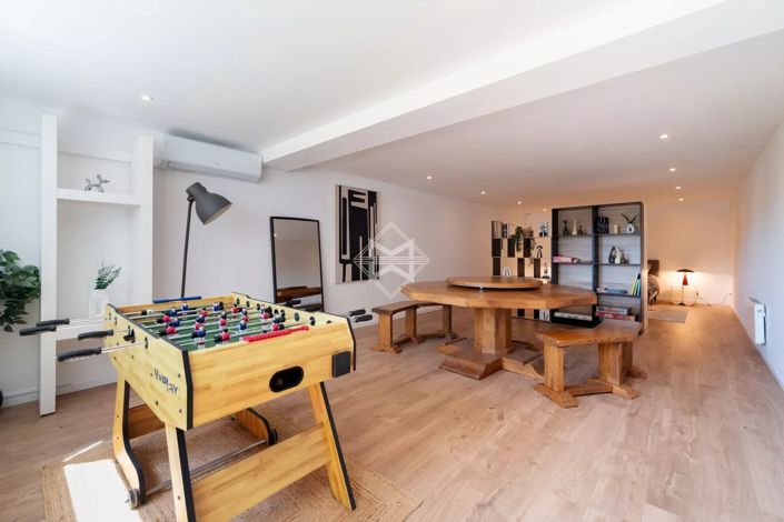 Image No.15-5 Bed House for sale