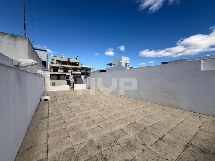 Image No.19-3 Bed House for sale