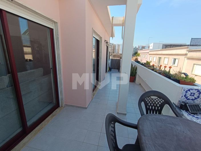 Image No.25-3 Bed Apartment for sale