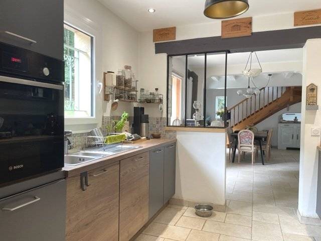 Image No.3-5 Bed House for sale