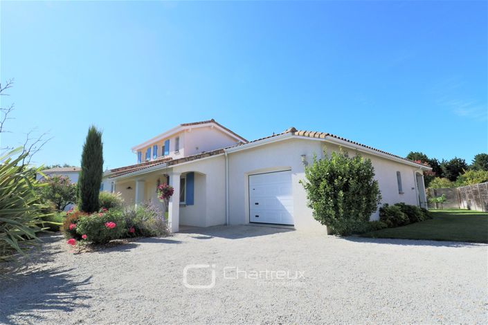 Image No.16-4 Bed House for sale