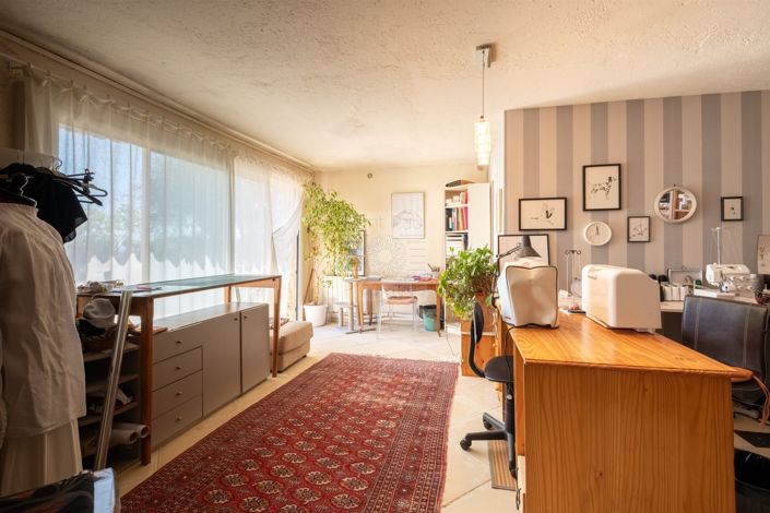 Image No.19-4 Bed House for sale