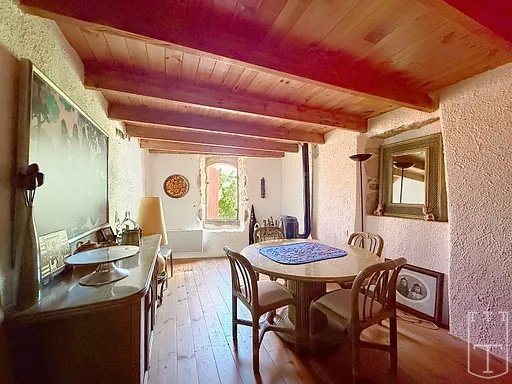 Image No.20-6 Bed House for sale