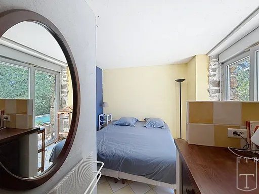 Image No.7-6 Bed House for sale