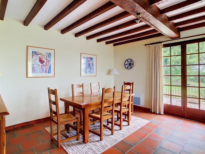 Image No.8-4 Bed House for sale
