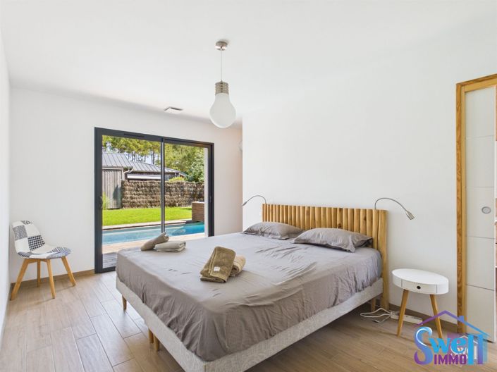 Image No.28-4 Bed House for sale