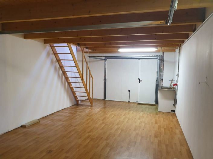 Image No.15-3 Bed House for sale