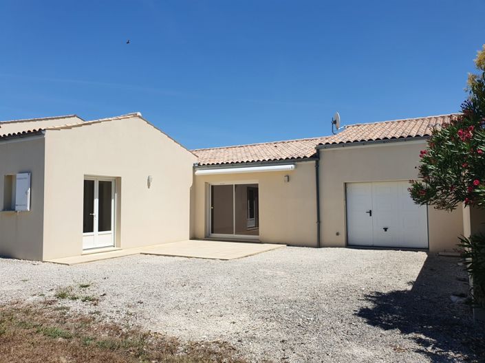 Image No.17-3 Bed House for sale