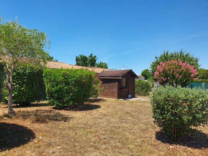 Image No.18-3 Bed House for sale