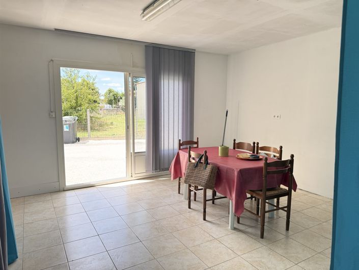 Image No.16-5 Bed House for sale