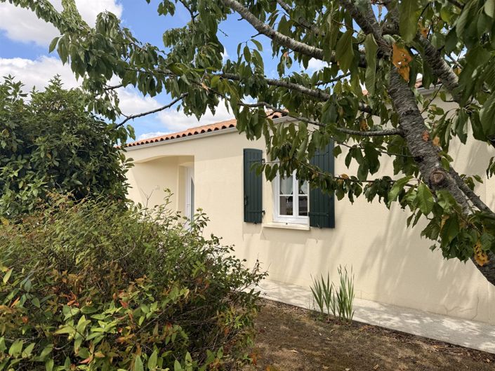 Image No.21-5 Bed House for sale