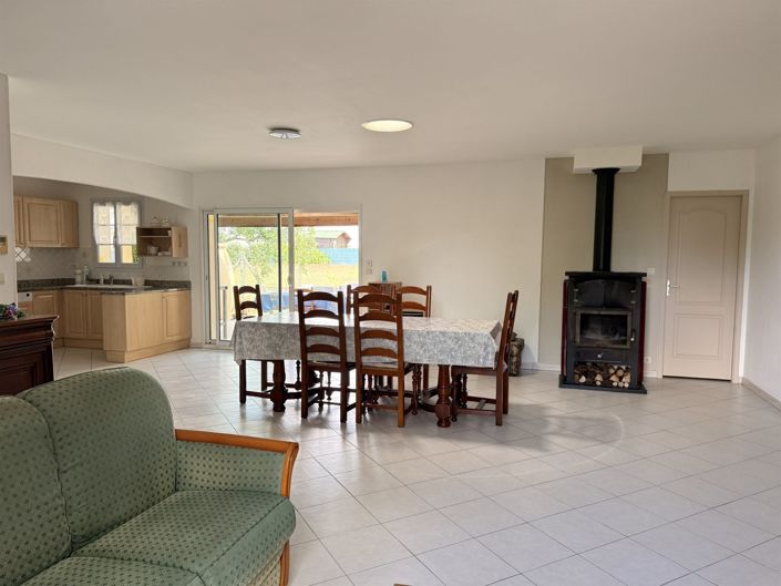 Image No.4-5 Bed House for sale
