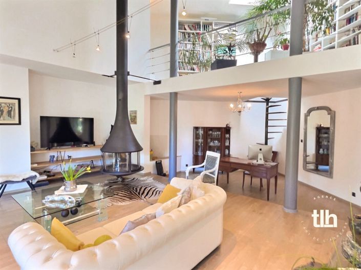 Image No.6-4 Bed House for sale
