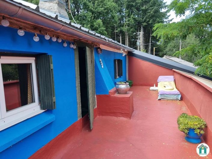 Image No.10-3 Bed House for sale