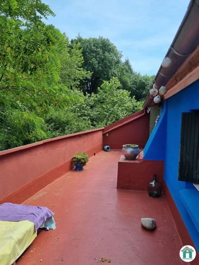 Image No.11-3 Bed House for sale