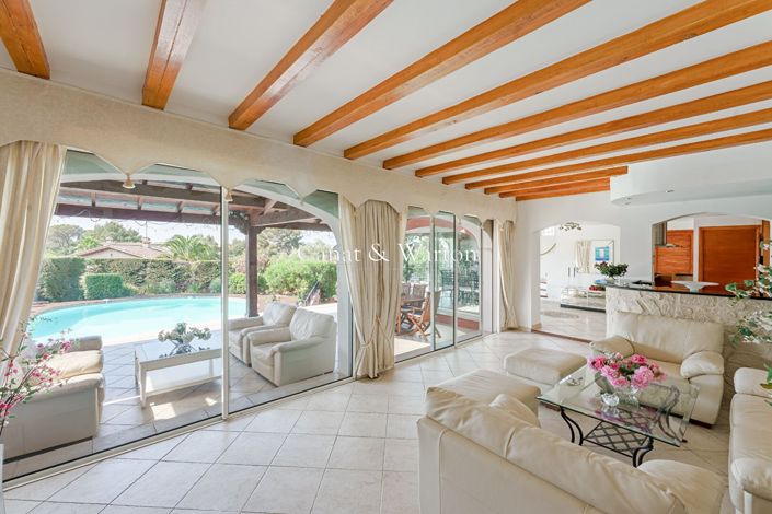 Image No.5-4 Bed House for sale