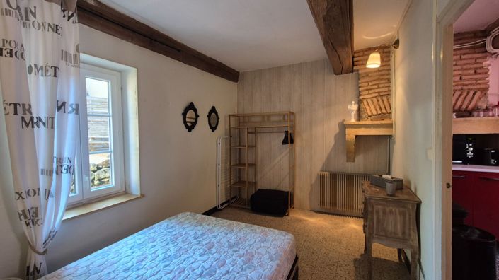 Image No.6-10 Bed House for sale