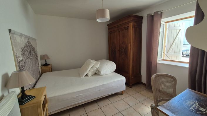 Image No.9-10 Bed House for sale