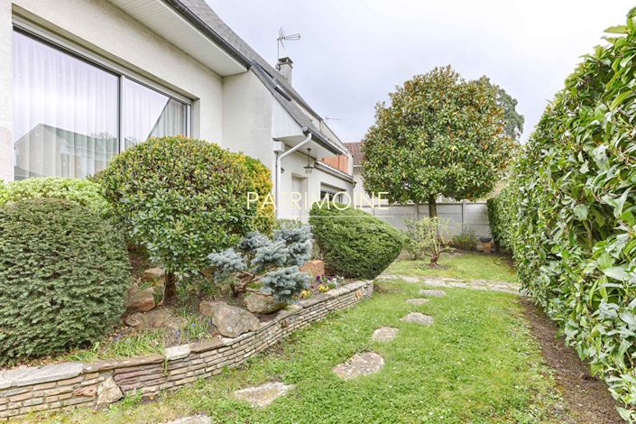 Image No.2-3 Bed House for sale