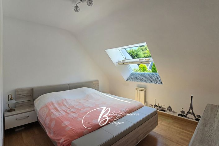 Image No.15-8 Bed House for sale