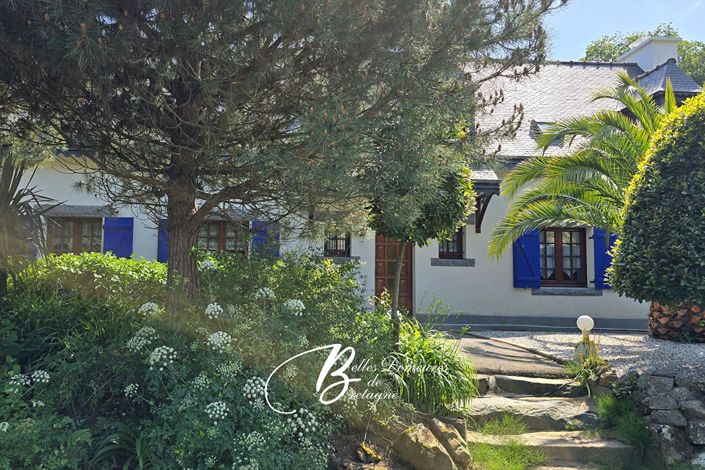 Image No.2-8 Bed House for sale